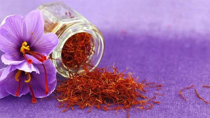 5 Barang Kecantikan yang tersebut mana Menggunakan Kandungan Saffron